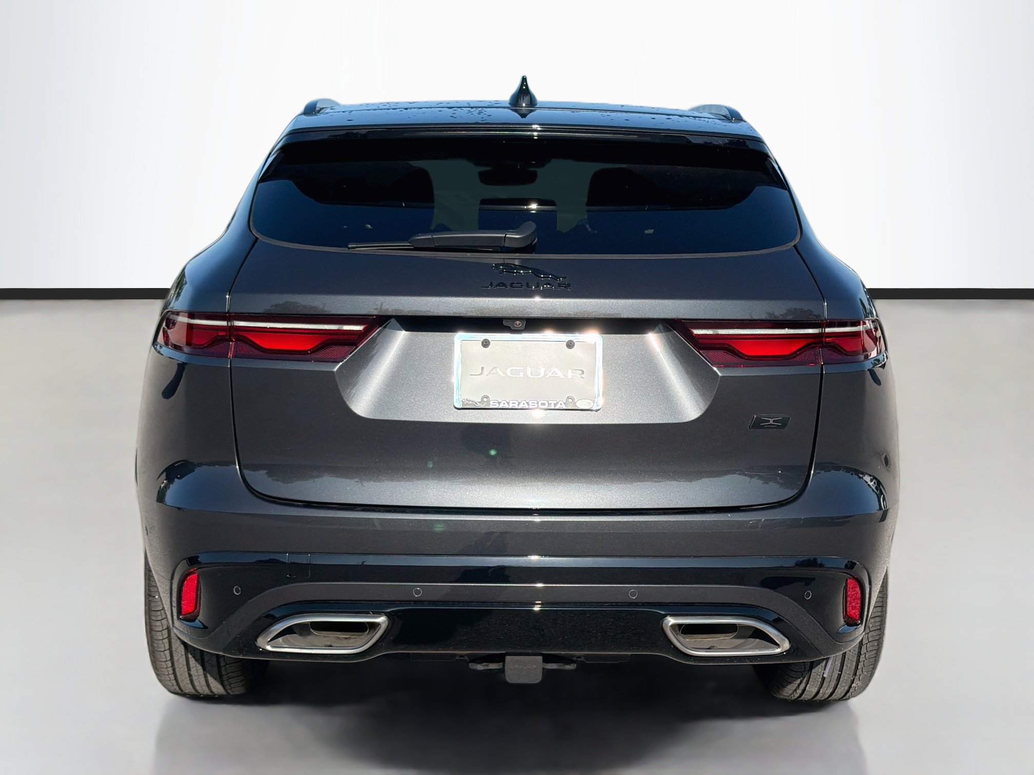 New 2026 Jaguar F-PACE R-Dynamic S AWD/4WD image 4