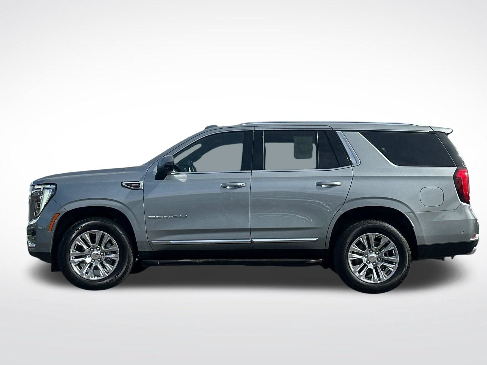 Used 2025 GMC Yukon Denali AWD/4WD image 6