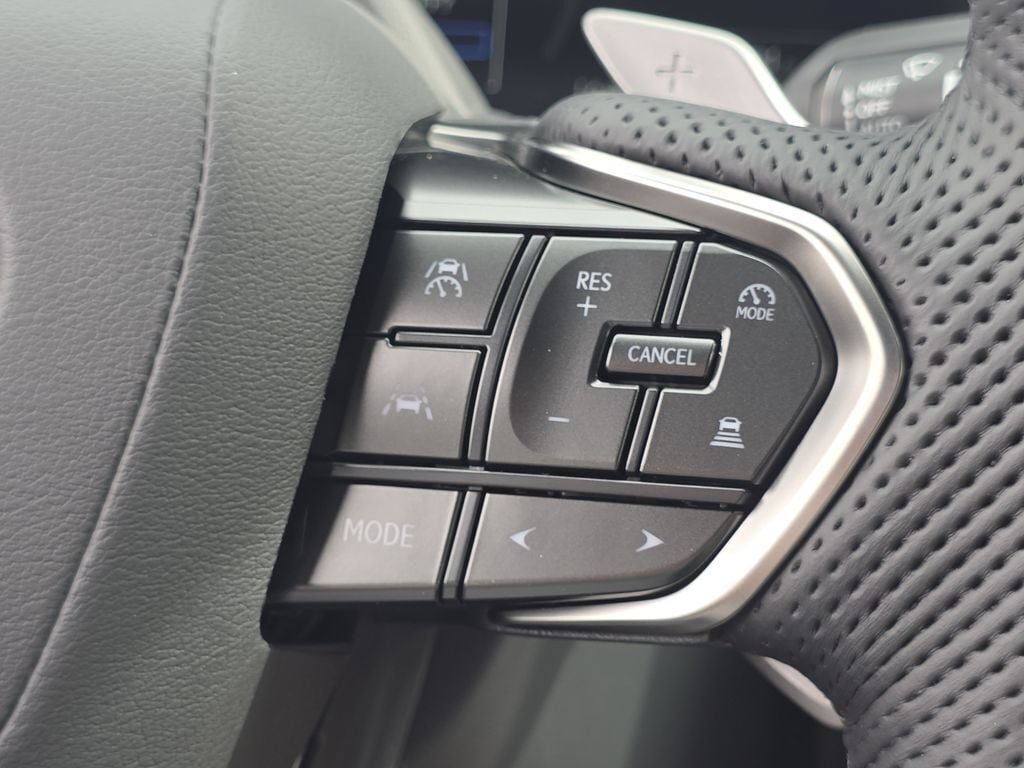 New 2026 Lexus TX 500h AWD image 30