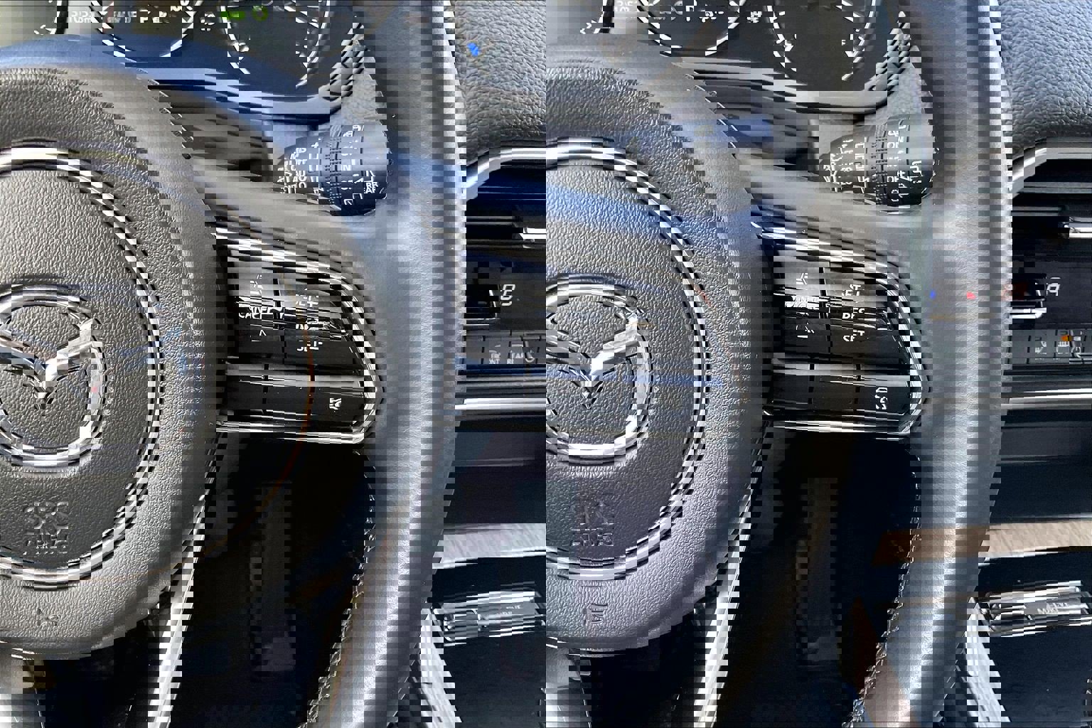 Used 2024 MAZDA CX-90 3.3 Turbo w/ Preferred Package image 18