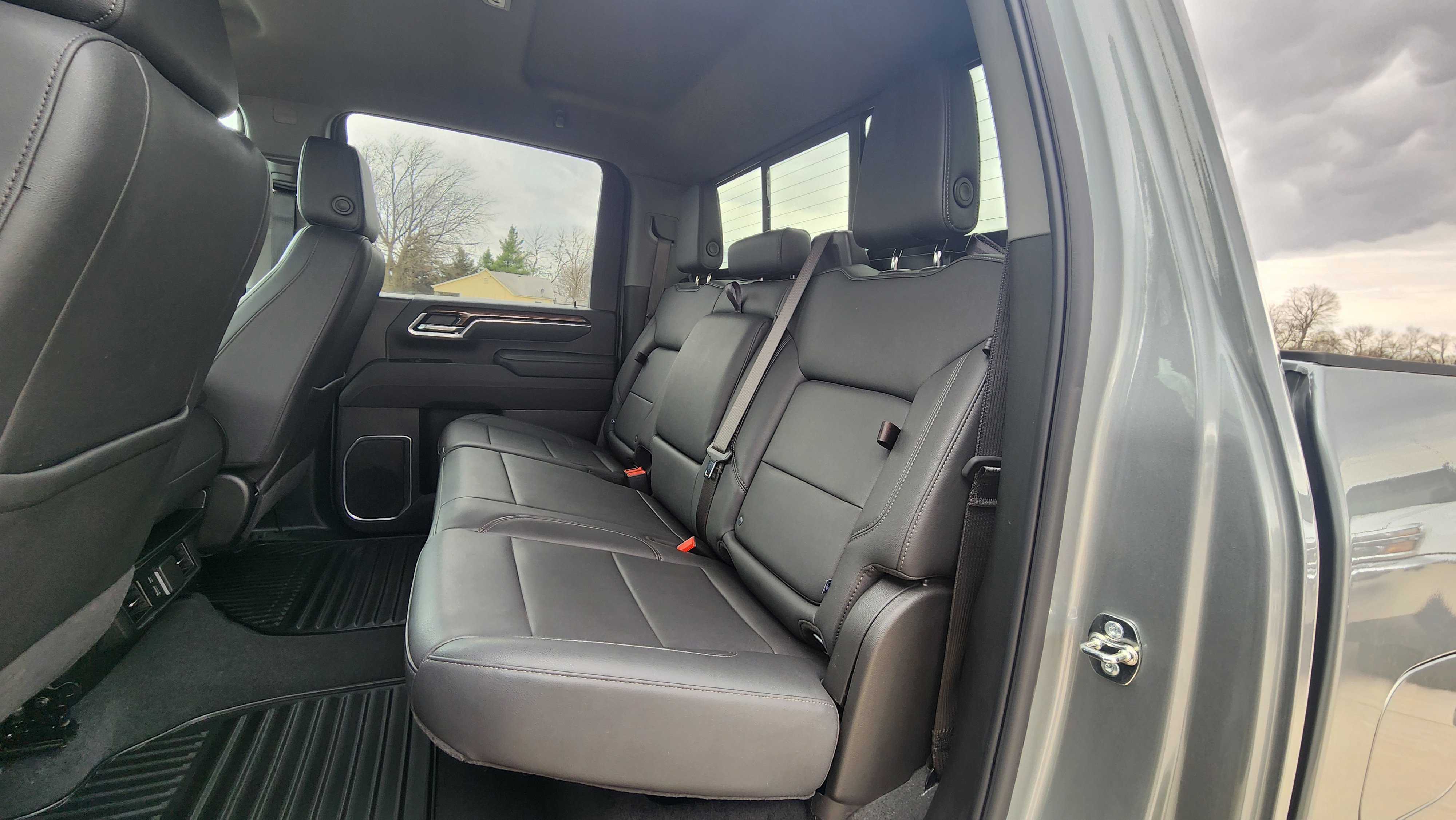 Used 2025 Chevrolet Silverado 2500 LT AWD/4WD image 19