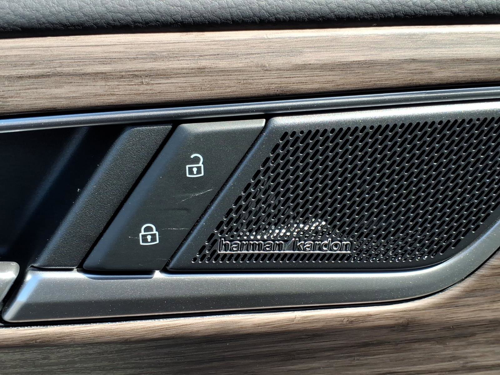 New 2026 Volkswagen Atlas SEL Premium R-Line image 11