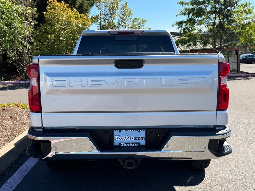Used 2020 Chevrolet Silverado 1500 LT w/ All-Star Edition AWD/4WD image 6