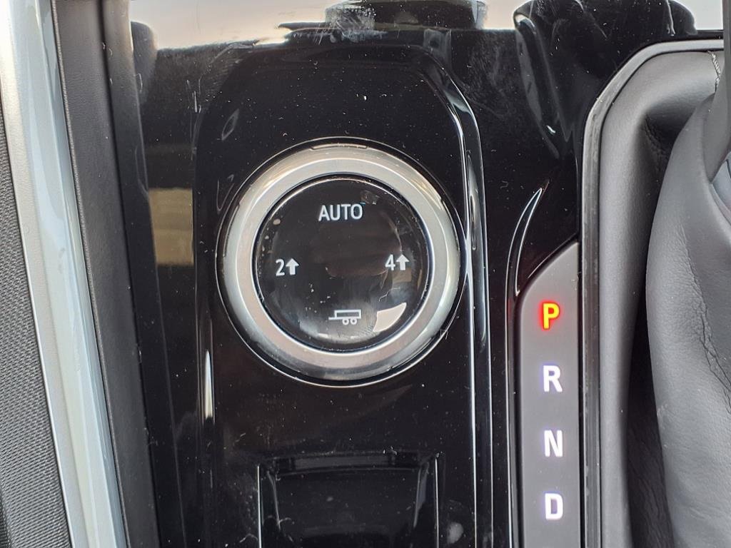 New 2025 Chevrolet Colorado LT w/ LT Convenience Package image 9