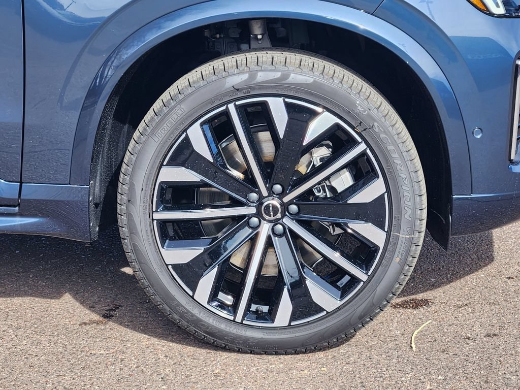 New 2026 Volvo XC90 T8 Plus w/ Protection Package Premier AWD/4WD image 30