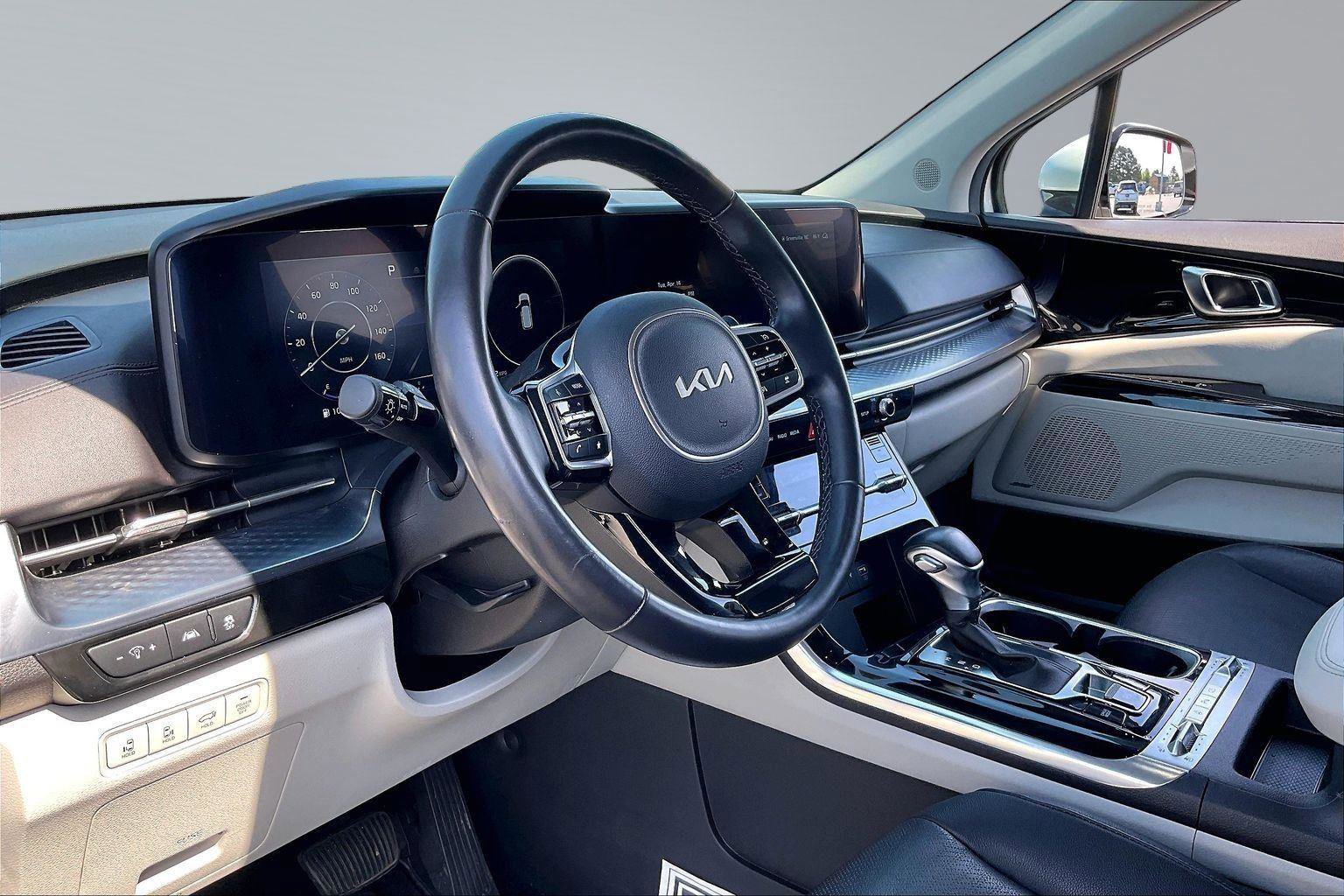 Used 2024 Kia Carnival SX Prestige FWD image 15