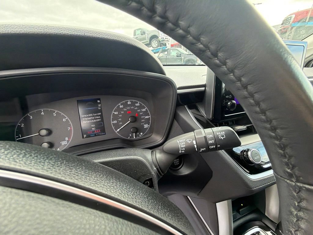 Used 2024 Toyota Corolla Cross LE w/ Moonroof Package AWD/4WD image 30