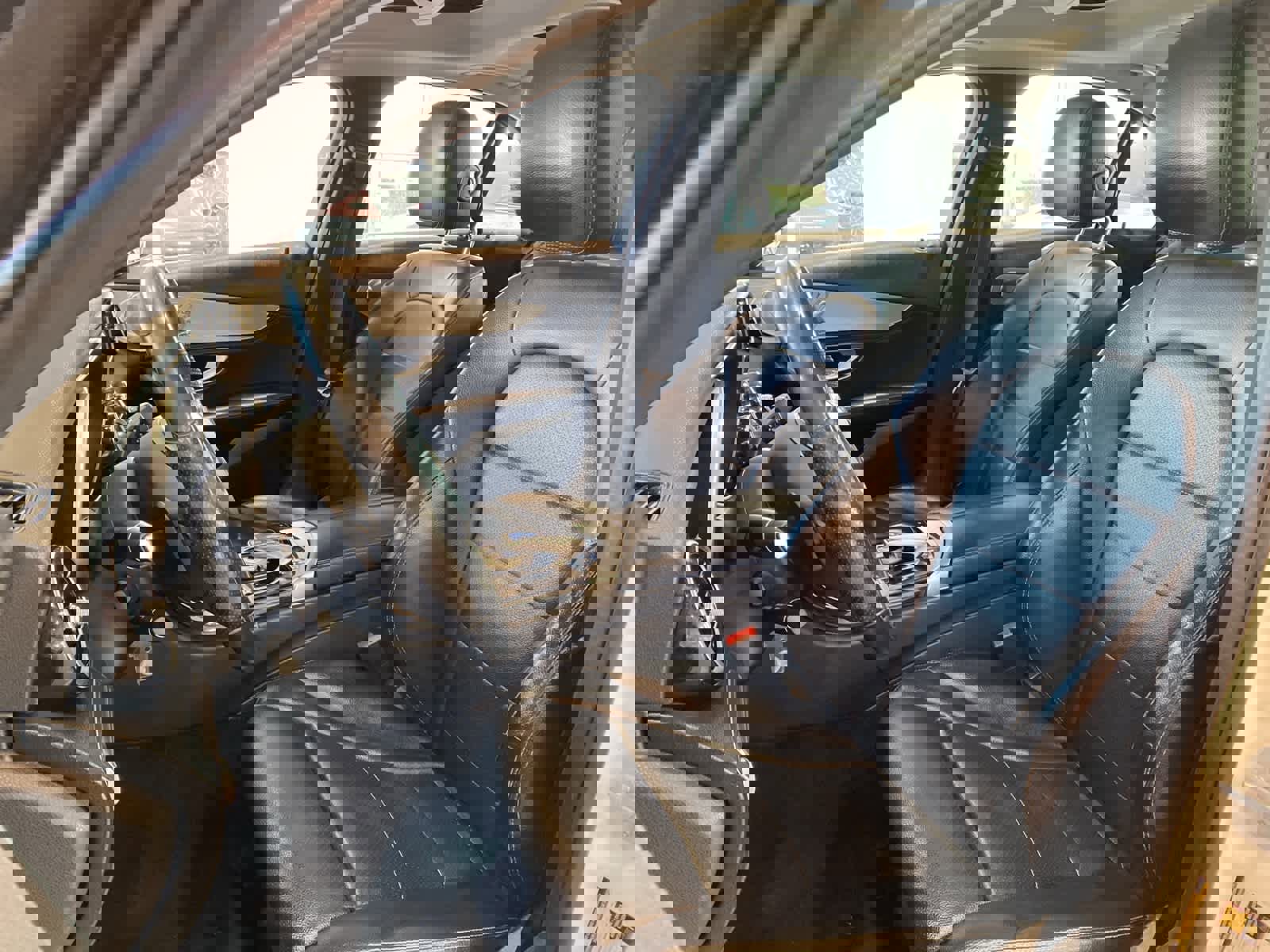 Used 2015 Mercedes-Benz C 300 4MATIC Sedan image 11