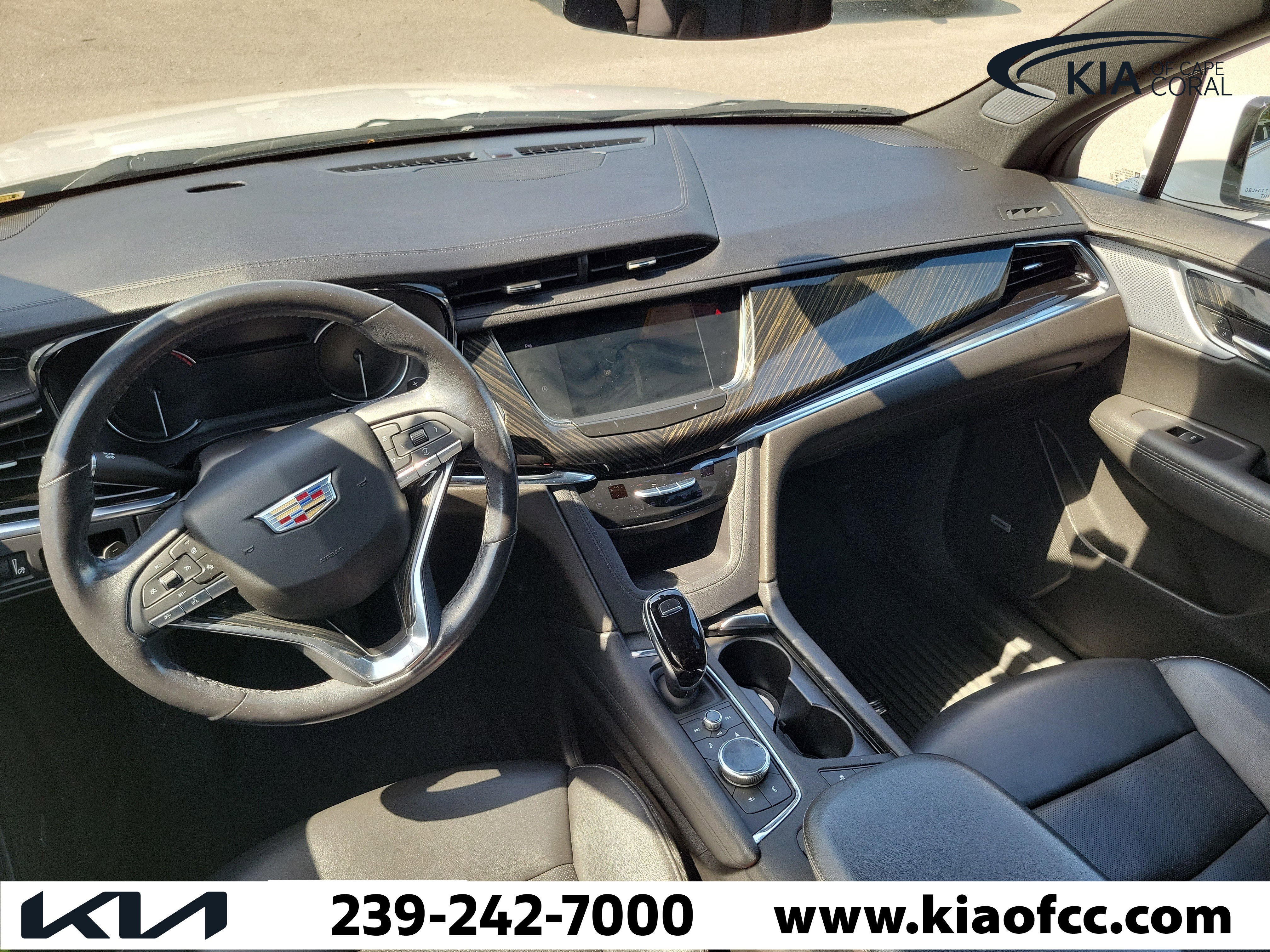 Used 2021 Cadillac XT6 Premium Luxury image 10