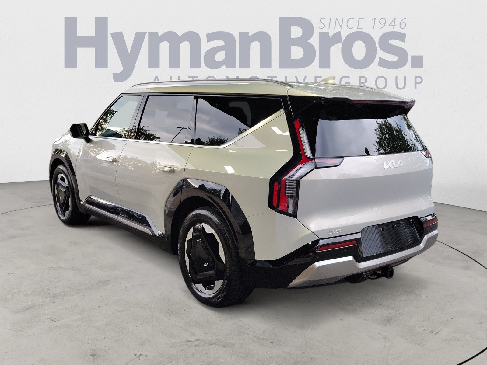 Used 2024 Kia EV9 Land AWD/4WD image 5