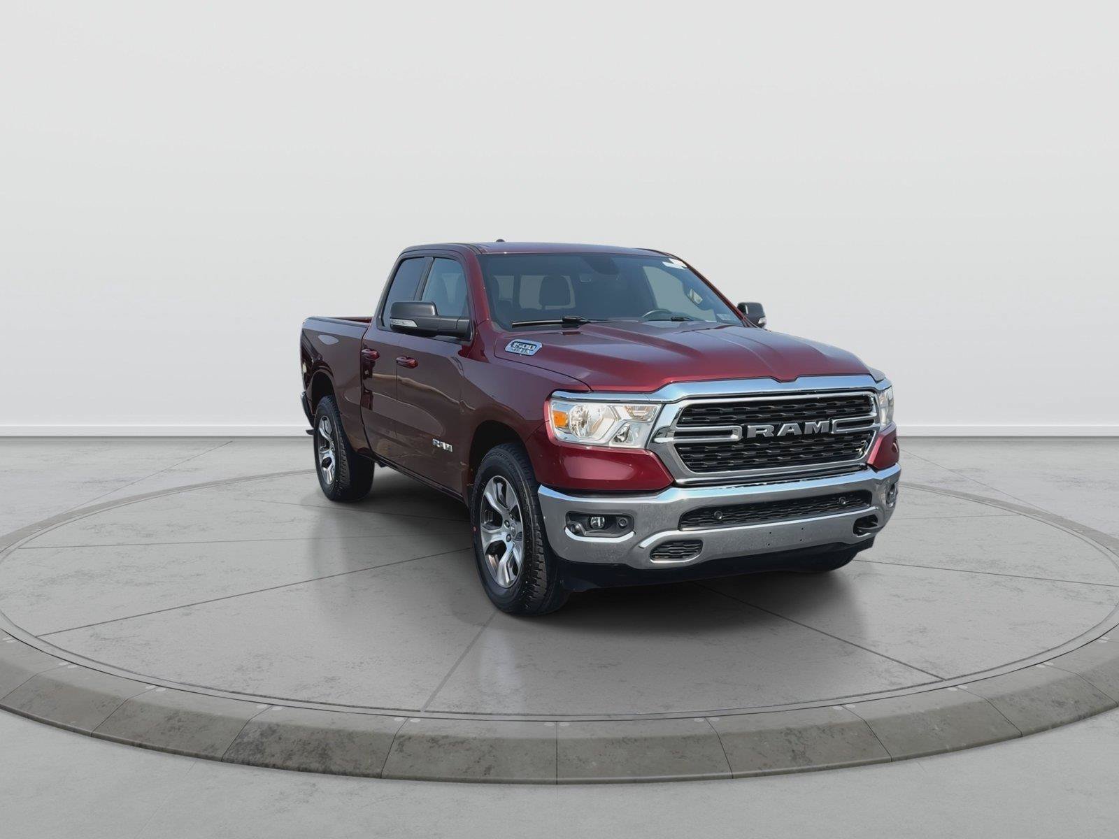 Used 2022 RAM 1500 Big Horn AWD/4WD image 3