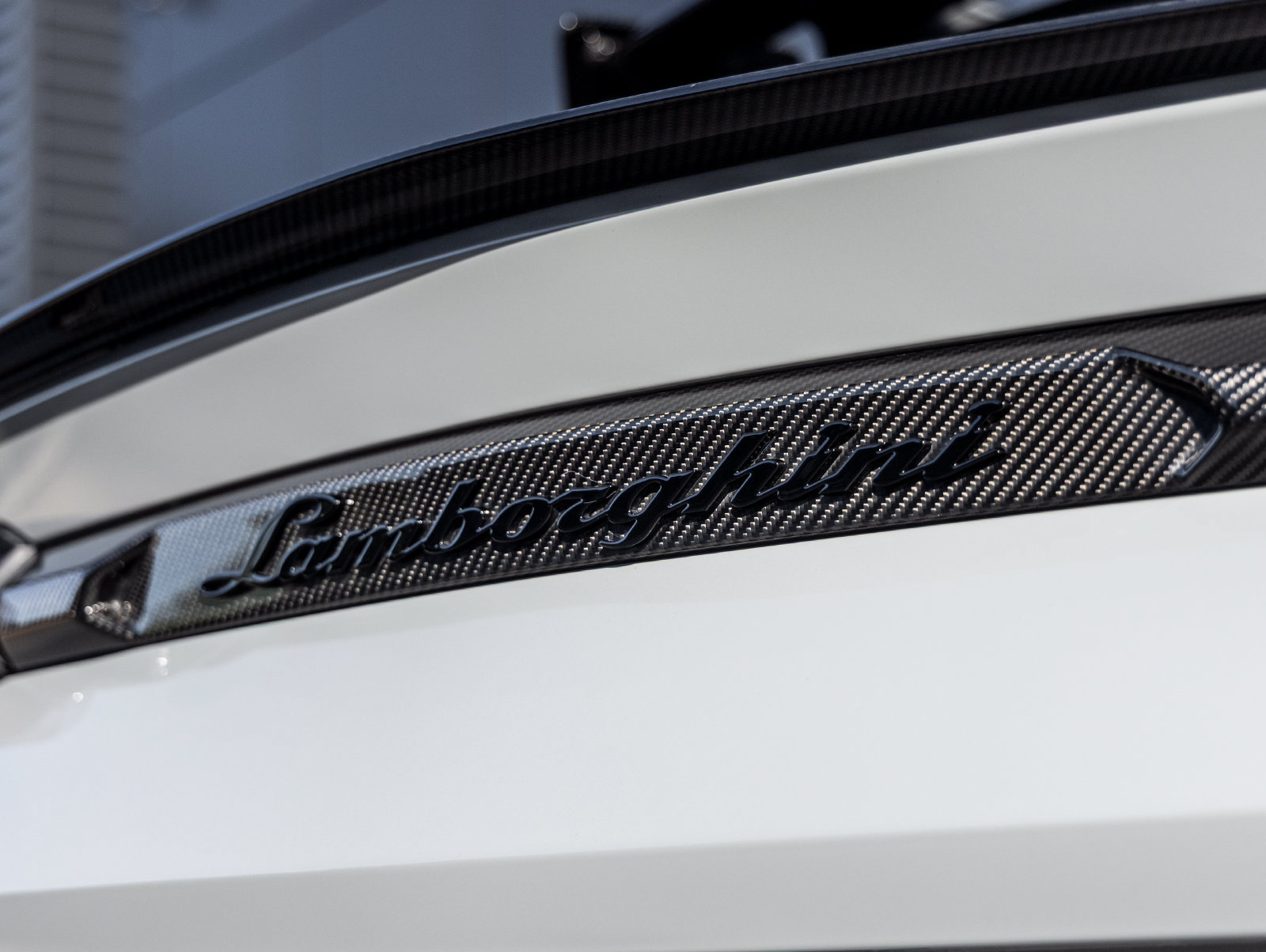 Used 2024 Lamborghini Urus Performante AWD/4WD image 14