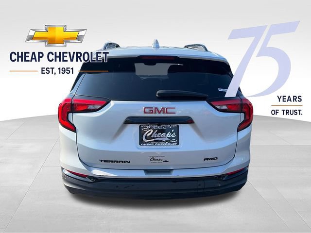 Used 2021 GMC Terrain SLE w/ Driver Convenience Package AWD/4WD image 4
