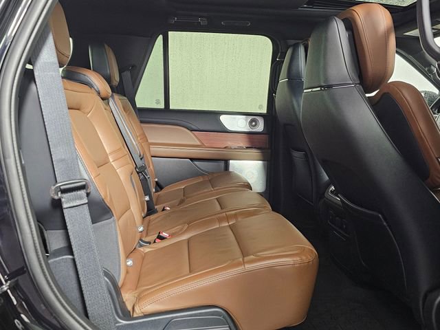 Used 2024 Lincoln Navigator Reserve w/ Equipment Group 201A image 13