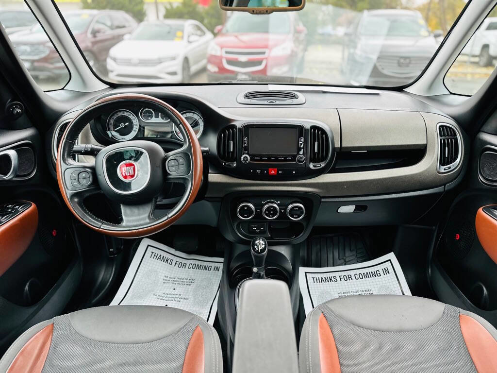 Used 2014 FIAT 500L Trekking w/ Popular Equipment Group image 9