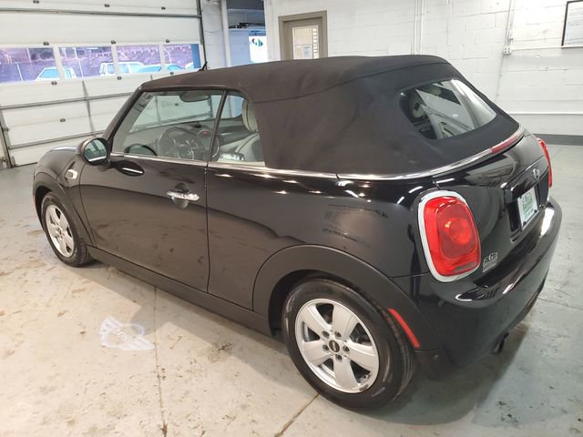 Used 2017 MINI Cooper Convertible image 15