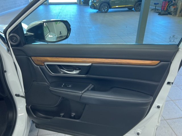 Used 2021 Honda CR-V Touring image 14
