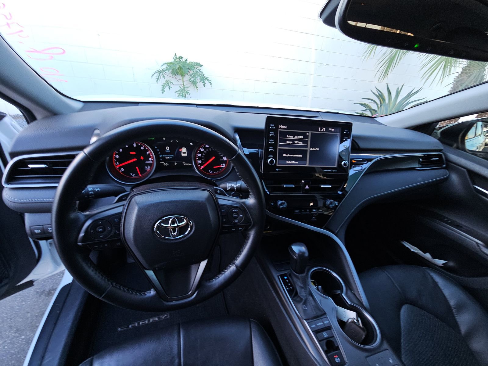 Used 2021 Toyota Camry XSE image 11