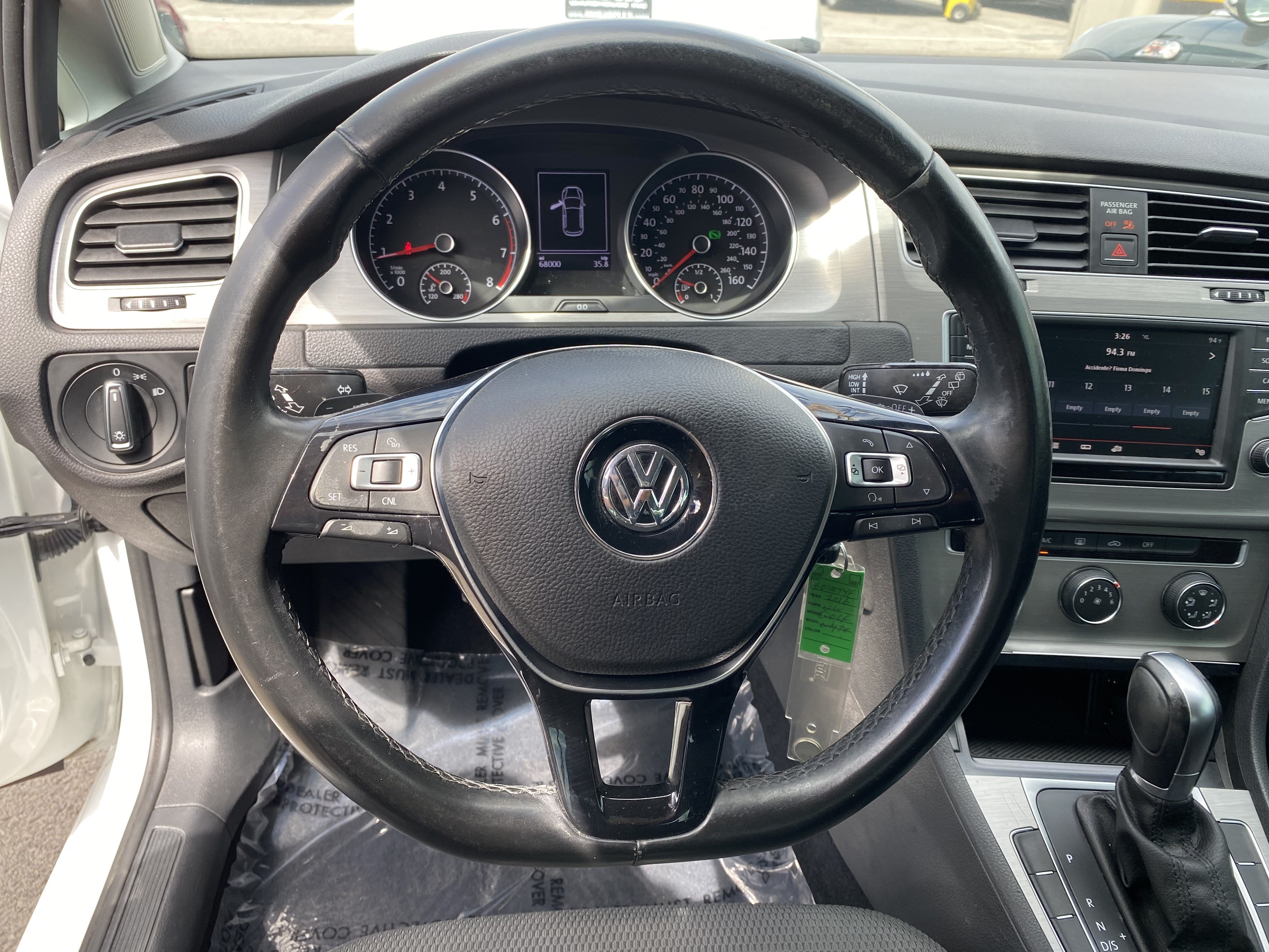 Used 2016 Volkswagen Golf S FWD image 21