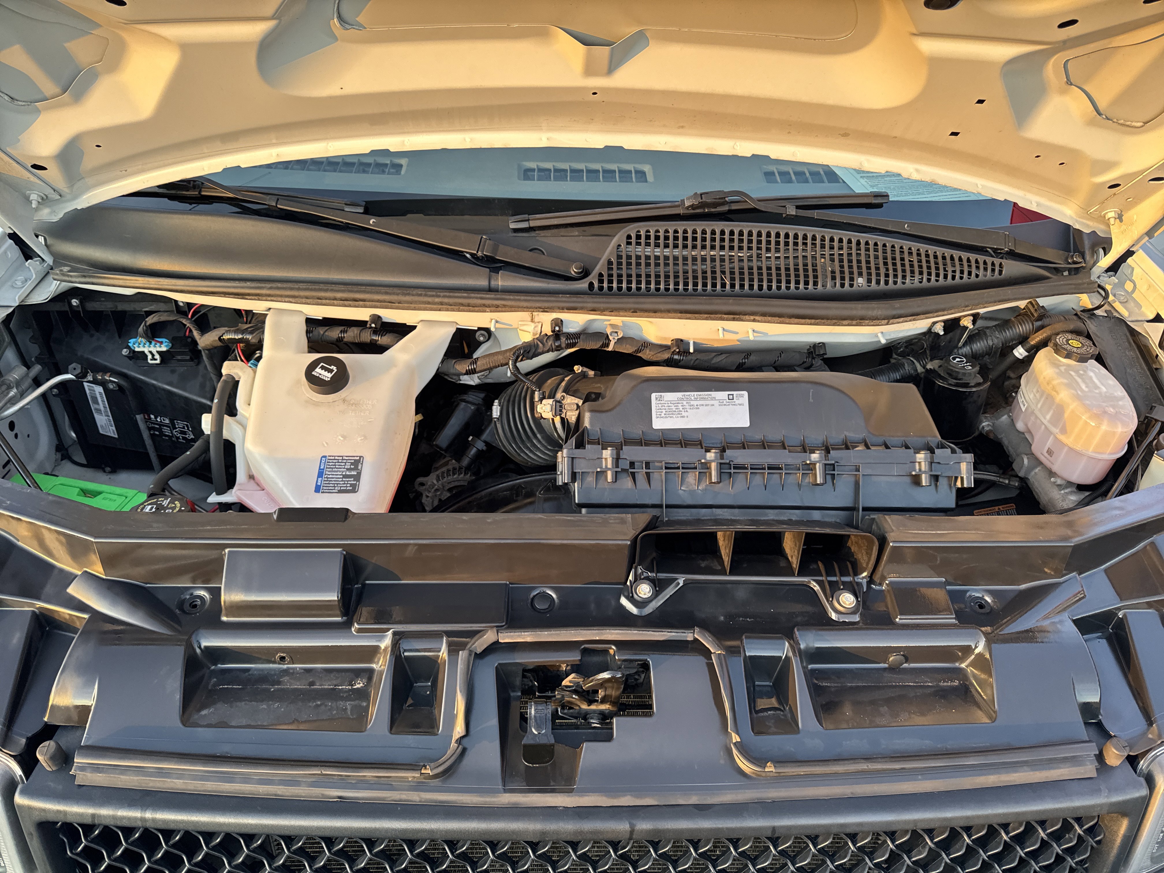 Used 2021 Chevrolet Express 2500 w/ Driver Convenience Package image 11