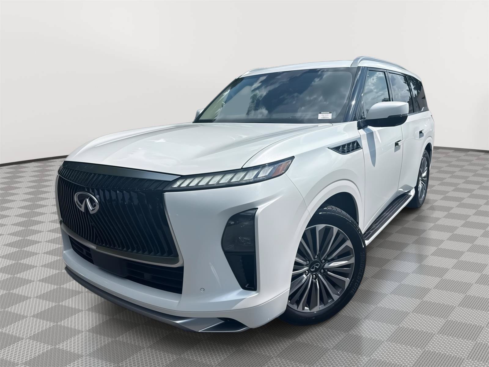 New 2027 INFINITI QX80 Luxe w/ Cargo Package RWD image 2