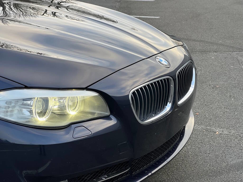Used 2013 BMW 535i Sedan w/ Technology Pkg image 9