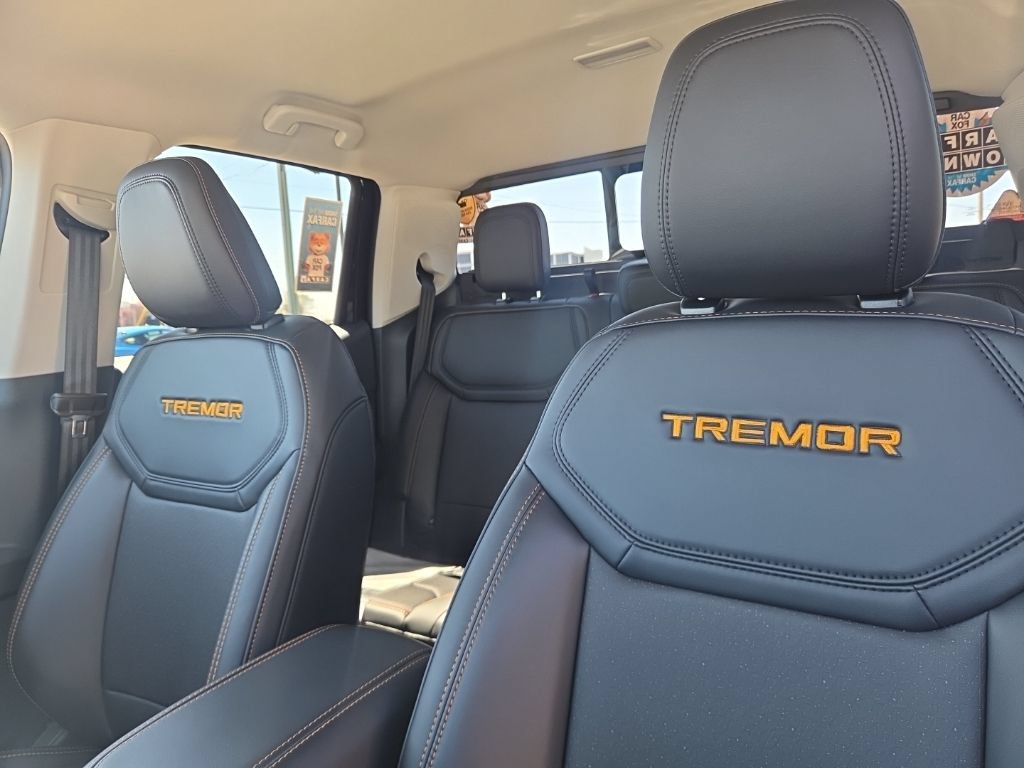 Used 2025 Ford Maverick Tremor AWD/4WD image 16