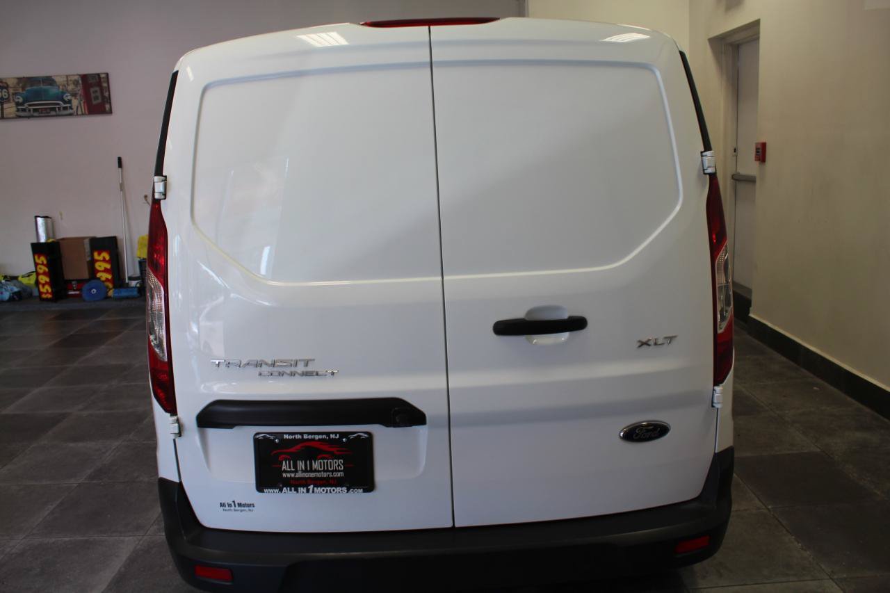 Used 2018 Ford Transit Connect XLT FWD image 5