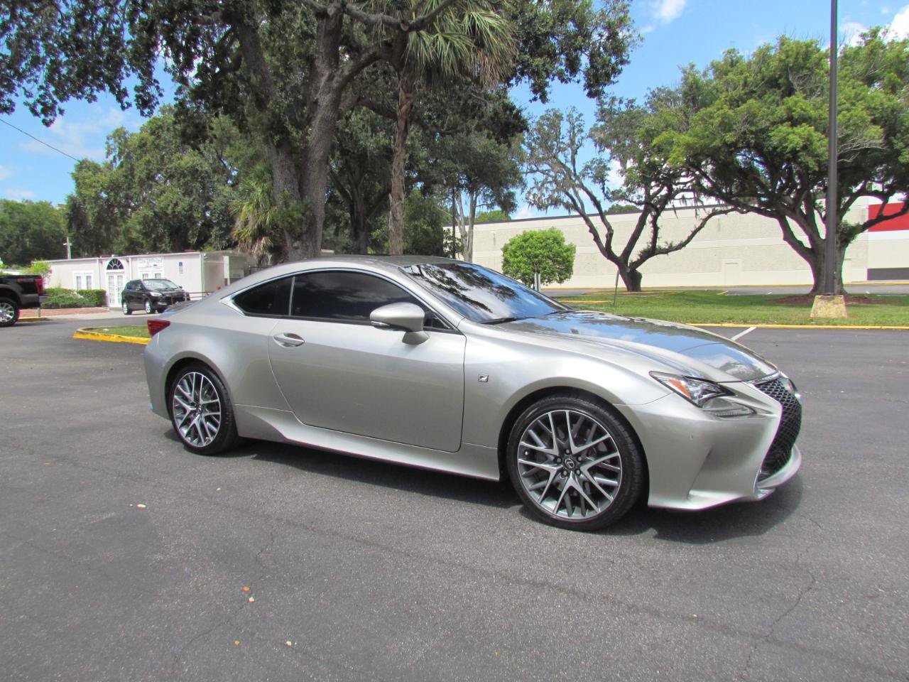 Used 2016 Lexus RC 200t RWD image 13