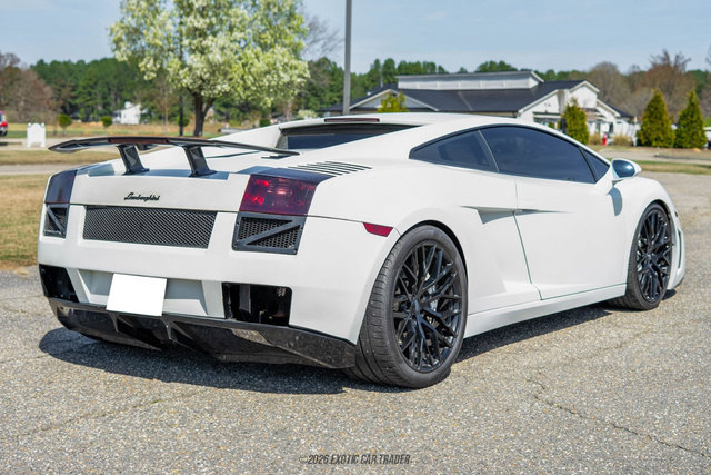 Used 2004 Lamborghini Gallardo image 8