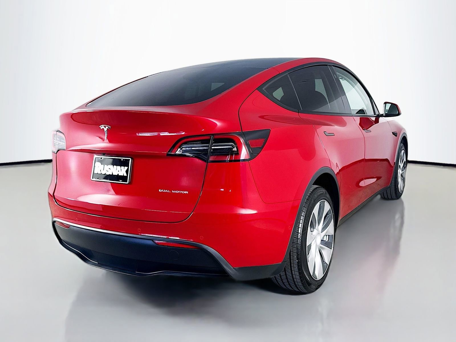 Used 2022 Tesla Model Y Long Range AWD/4WD image 7