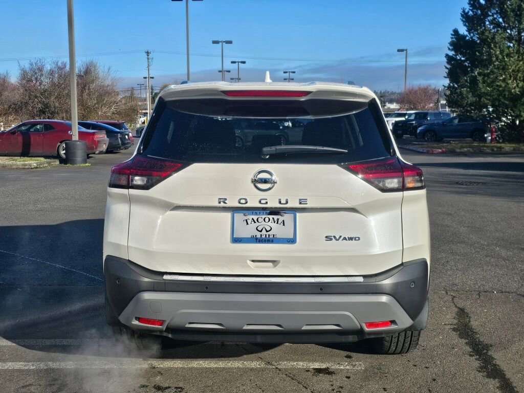 Used 2021 Nissan Rogue SV image 6