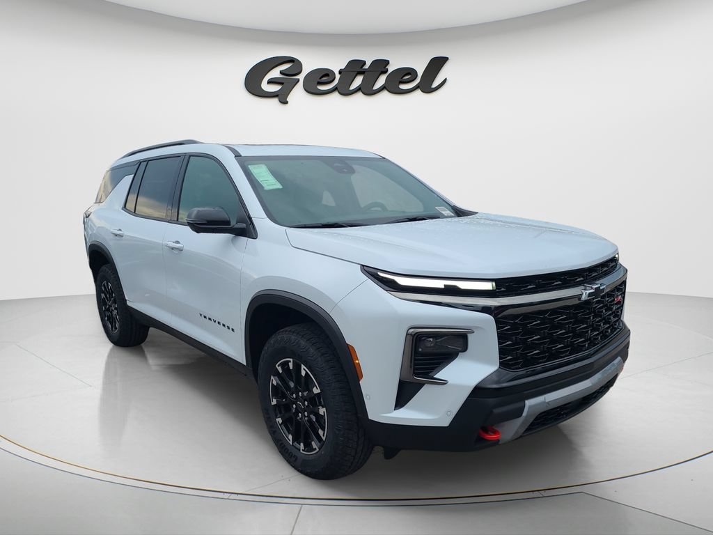 New 2026 Chevrolet Traverse Z71 w/ Enhanced Driving Package AWD/4WD image 3