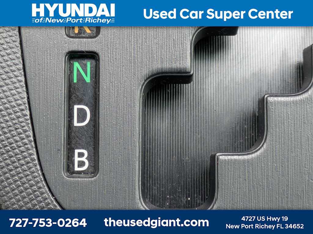 Used 2018 Toyota Prius C Two image 22