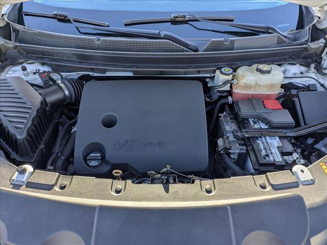 Used 2018 Chevrolet Traverse Premier w/ Driver Confidence II Package image 25