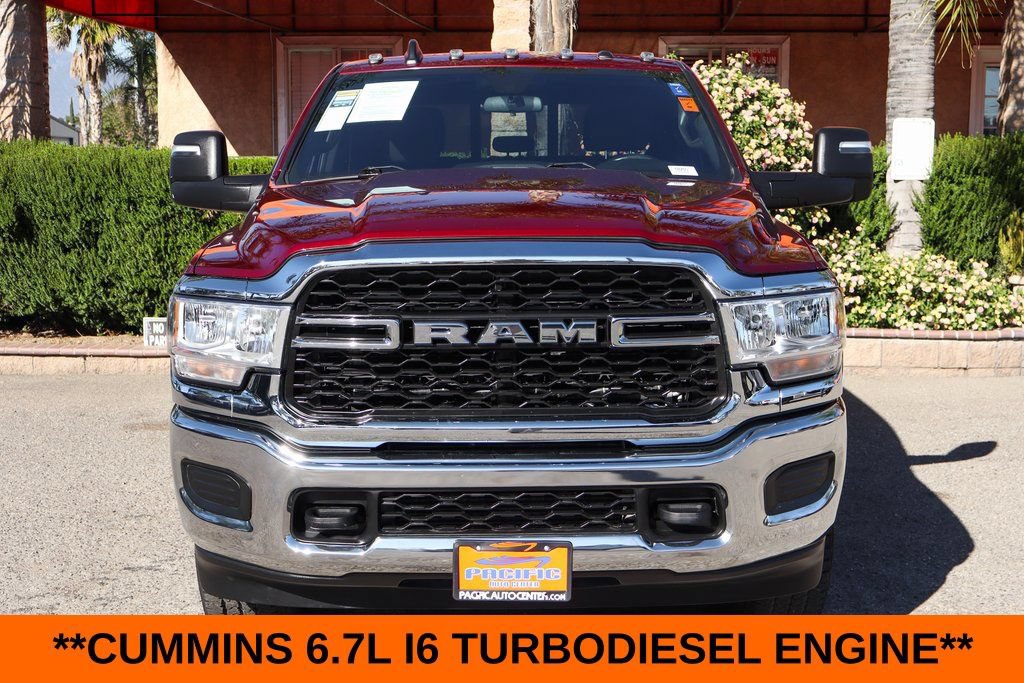 Used 2024 RAM 2500 Tradesman w/ Chrome Appearance Group AWD/4WD image 3