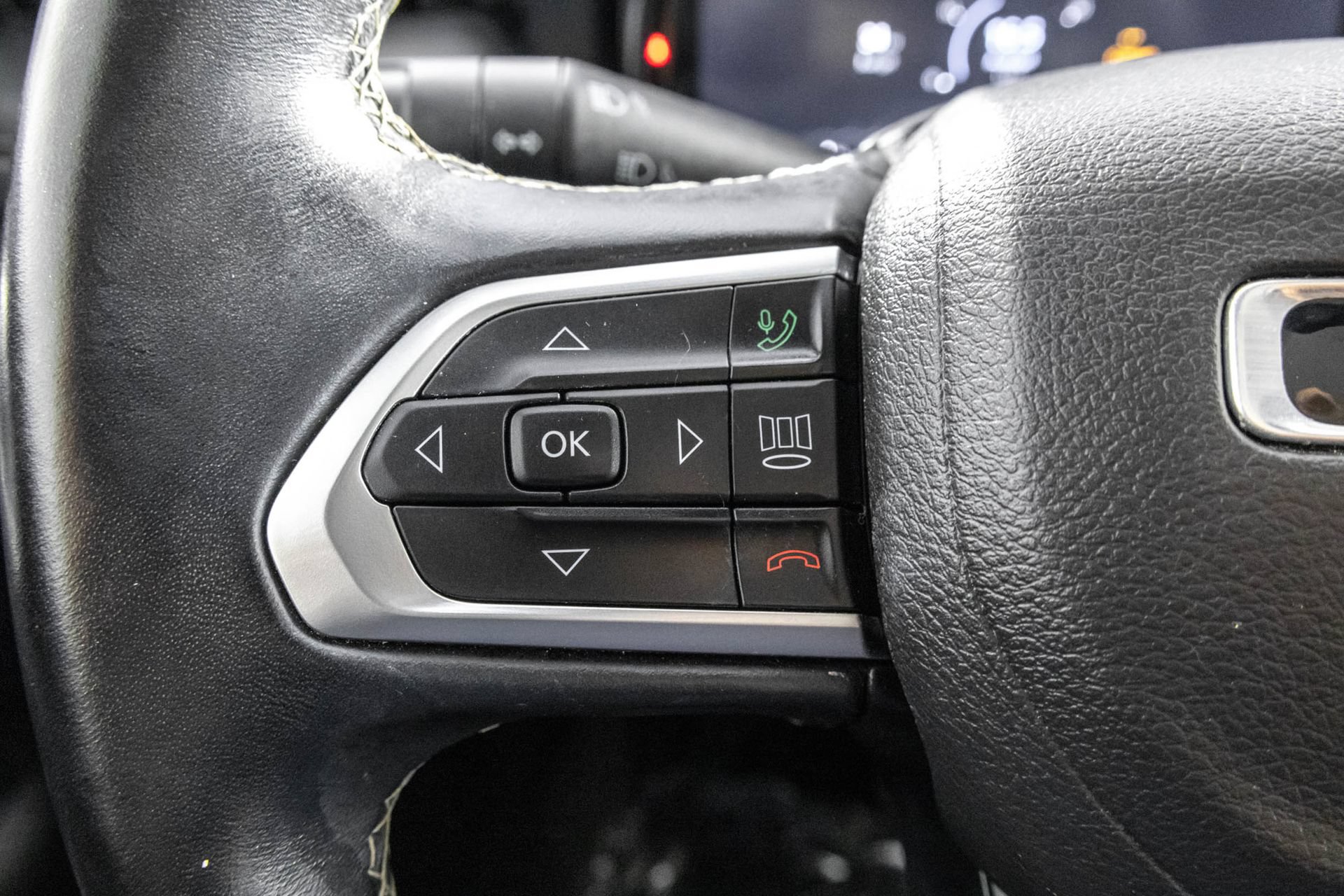 Used 2022 Jeep Compass High Altitude AWD/4WD image 26