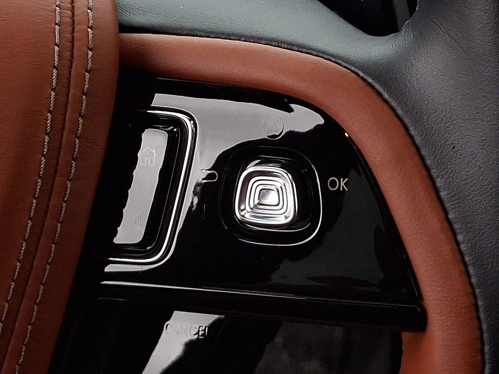 Used 2025 Lincoln Aviator Reserve w/ Equipment Group 201A image 23