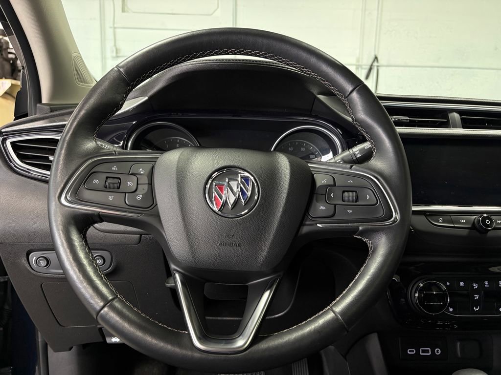 Used 2020 Buick Encore GX Essence w/ Experience Buick Package image 21