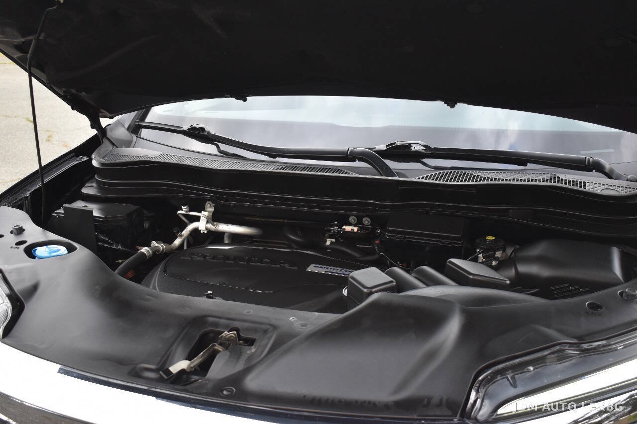 Used 2019 Honda Pilot Touring image 40