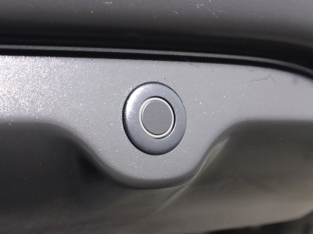 Used 2019 Nissan Rogue Sport SV w/ All-Weather Package FWD image 40
