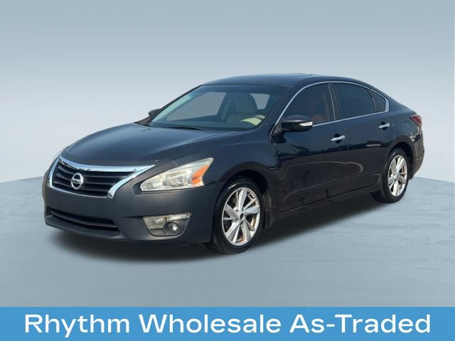 Used 2015 Nissan Altima 2.5 SV w/ Convenience Package FWD image 3