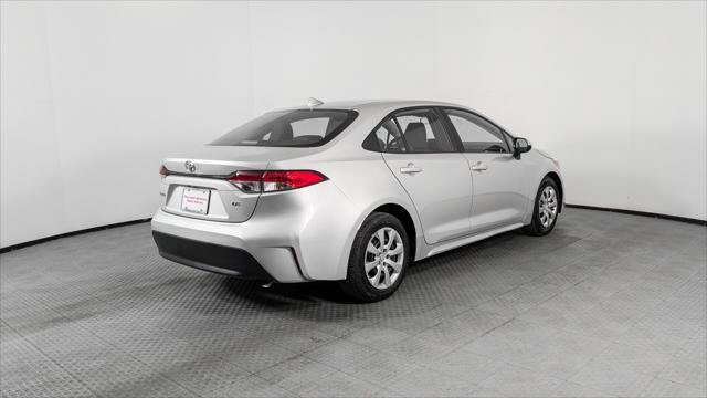 Used 2023 Toyota Corolla LE FWD image 8