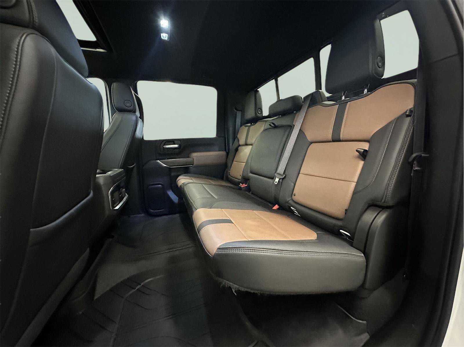 Certified 2022 Chevrolet Silverado 2500 High Country w/ Z71 Off-Road Package image 35