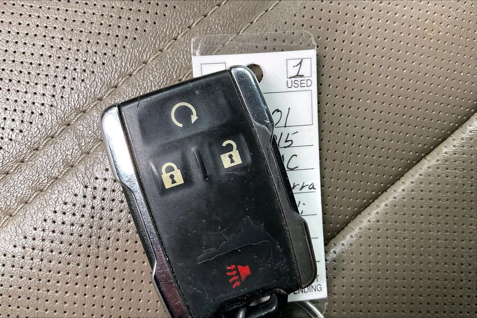 Used 2015 GMC Sierra 2500 Denali image 24