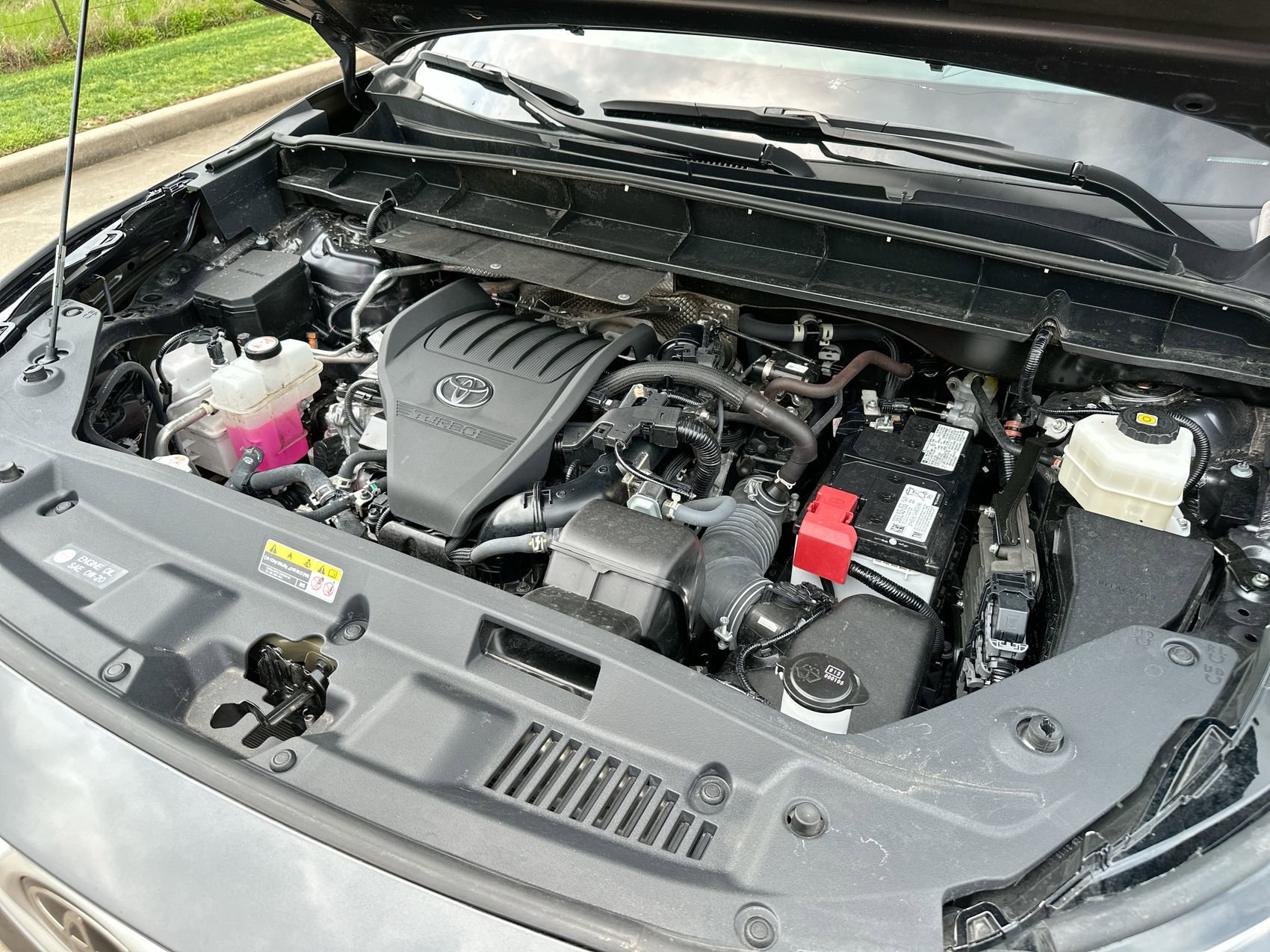 Used 2023 Toyota Highlander LE FWD image 22
