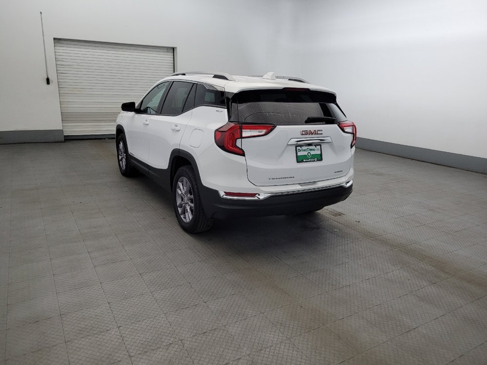 Used 2023 GMC Terrain SLT w/ Tech Package AWD/4WD image 5