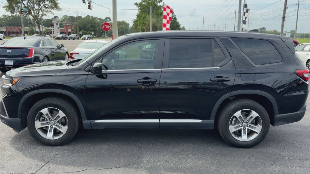 Used 2025 Honda Pilot EX-L image 5