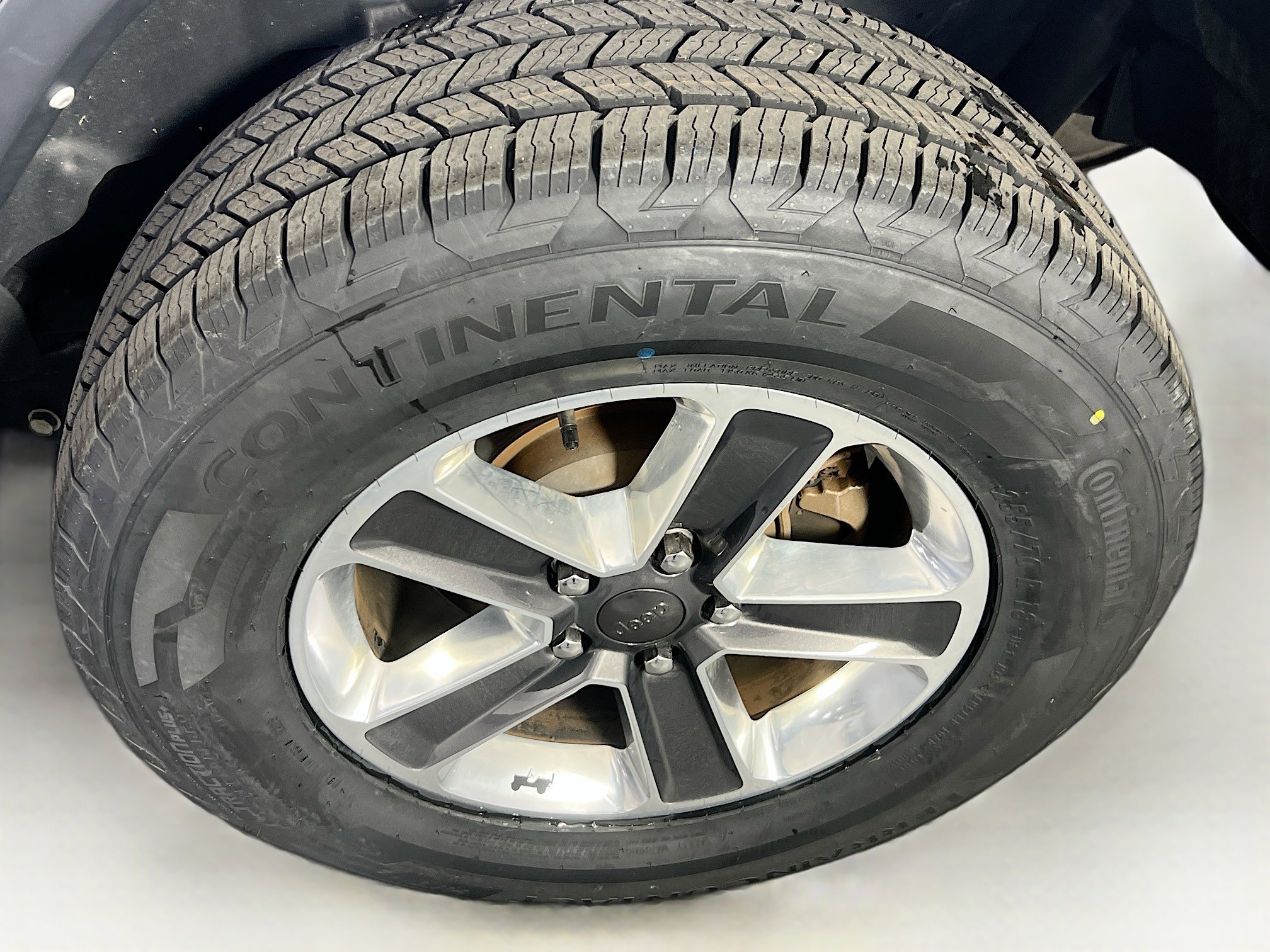 Used 2022 Jeep Wrangler Unlimited Sahara w/ LED Lighting Group image 30