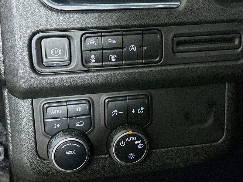 Used 2023 Chevrolet Tahoe RST w/ Sport Performance Package AWD/4WD image 10